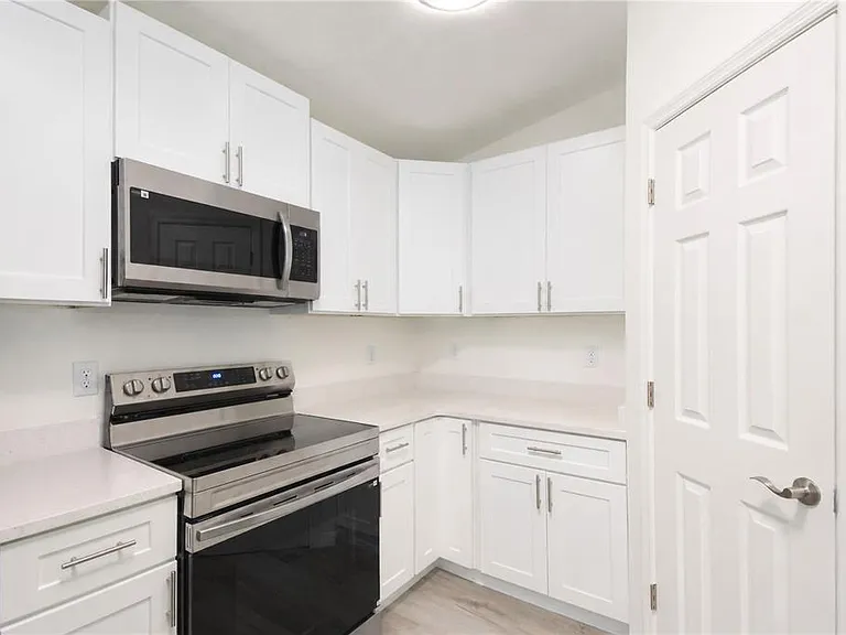 510 SW 15th Ave — Photo 10