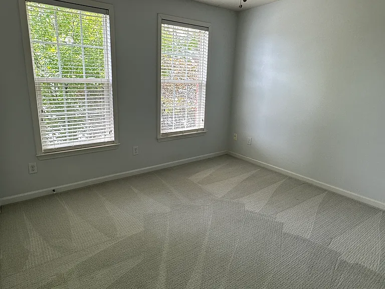 3936 Manor House Dr — Photo 23