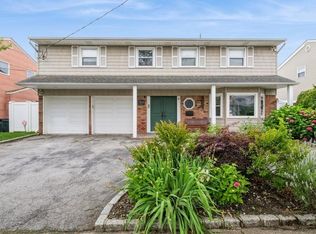 164 Jeffery Ln, Oceanside, NY