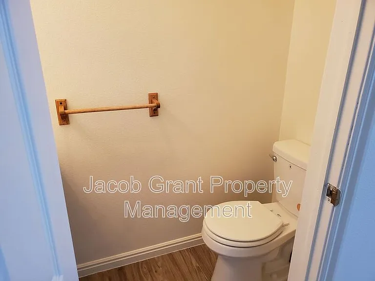 4946 Cole St #1 — Photo 8