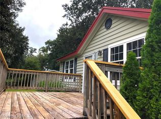 8335 Bennett Rd E, Grand Bay, AL 36541