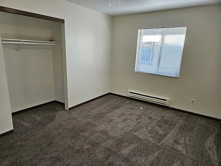 1010 5th Ave S #4 — Photo 6