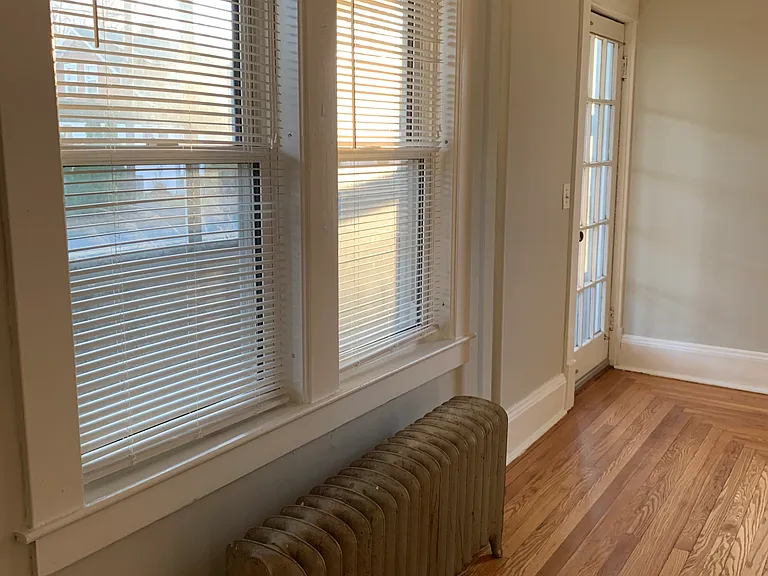 105 Lyman St #1R — Photo 9