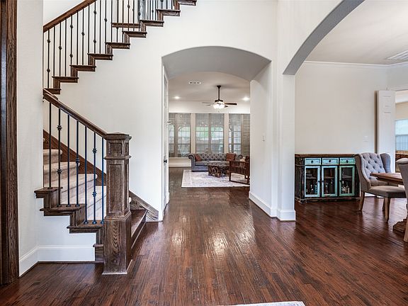 2nd image of 13659 Thornton Dr