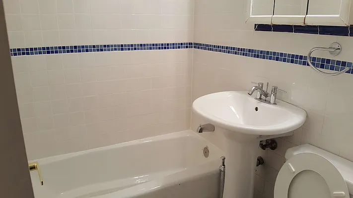 Rented by Susan J. Conaway, LREB | media 8