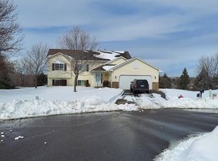 16039 Goodview Ct, Lakeville, MN 55044