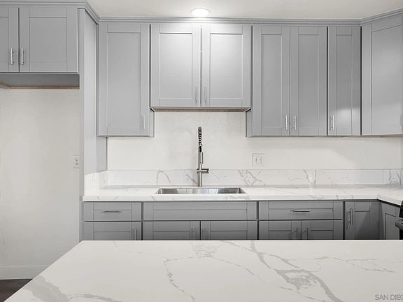 5th image of 3103-3105 Central Ave