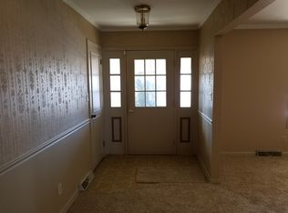 176 N Pattonsburg Rd, Toluca, IL 61369