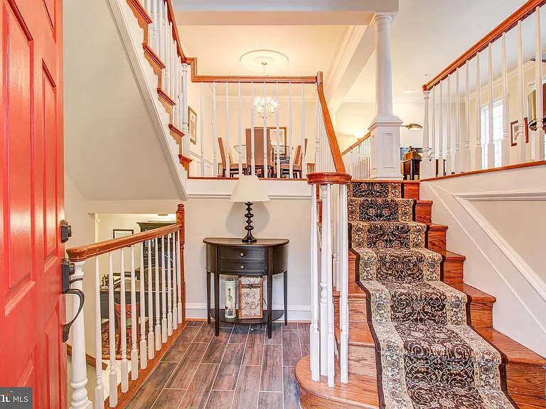 9700 Whitley Park Pl #Townhouse 19 — Photo 4