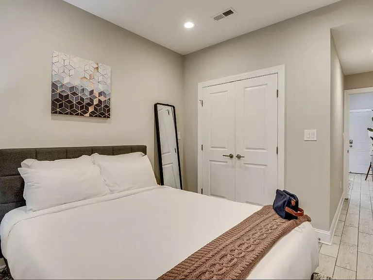 1013 E St SE #3 — Photo 12