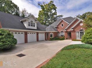 6640 Sweetwater Point, Flowery Branch, GA 30542