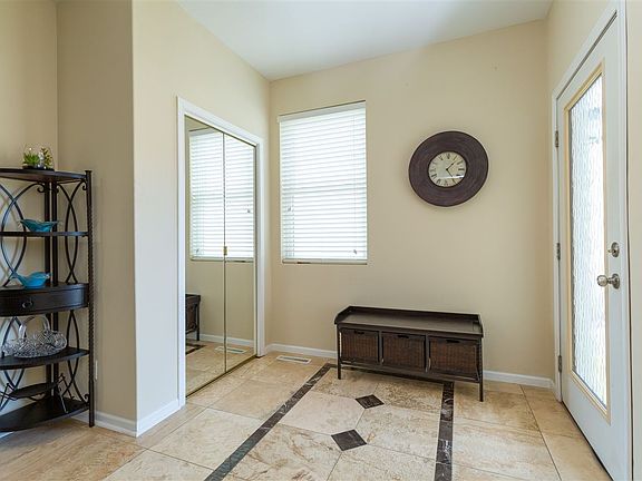 2nd image of 425 Spruce Hills Dr