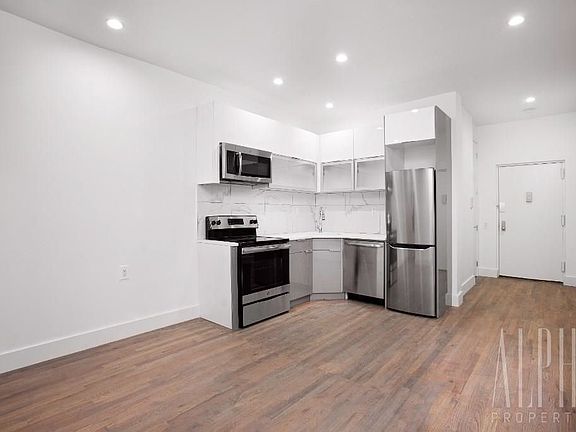 4th image of 238 E 75th St APT 3B