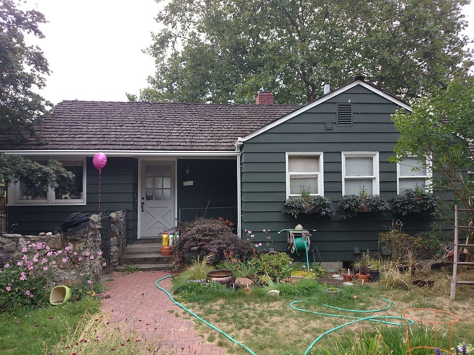 2nd image of 7219 29th Ave NE