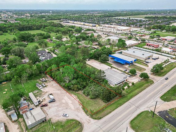 5th image of Manvel Rd
