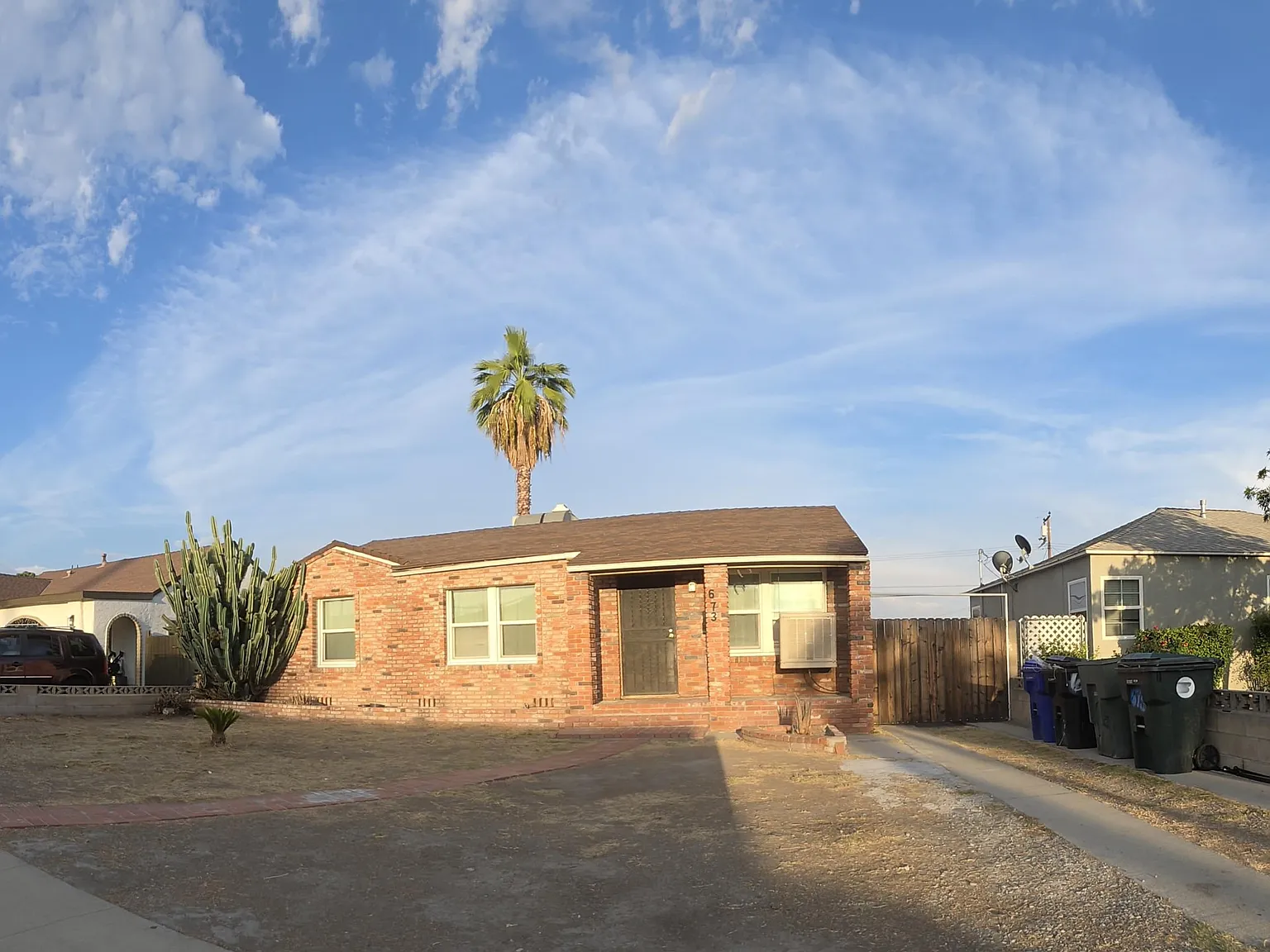 3 bed, 1008 sqft, $2,300 — Photo 1