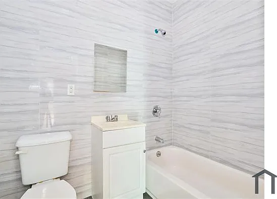 42 Brighton Ave #3 — Photo 3