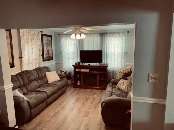 (undisclosed Address), Glen Burnie, MD 21061