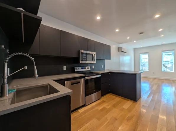 465 7th Ave #3F, Brooklyn, NY 11215