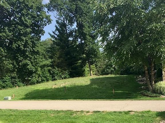 3rd image of 70924 Vista View Dr #17