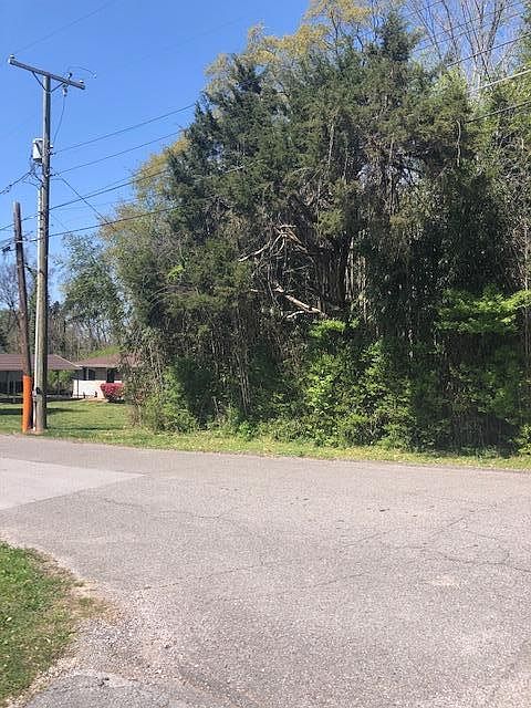 1st image of 3845 Montview Dr