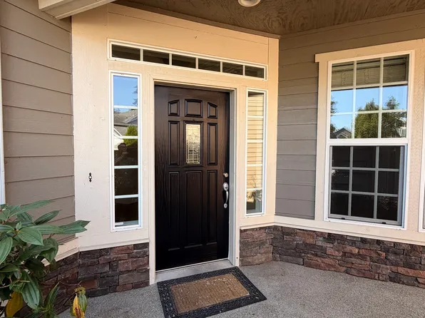 9010 105th Ave SW, Lakewood, WA 98498