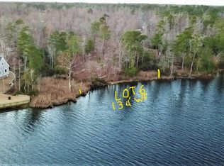 390 Baird Point Rd, Grantsboro, NC 28529