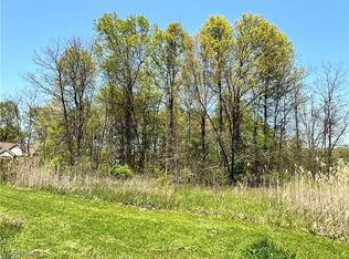 2135 Isabelle Dr, Girard, OH