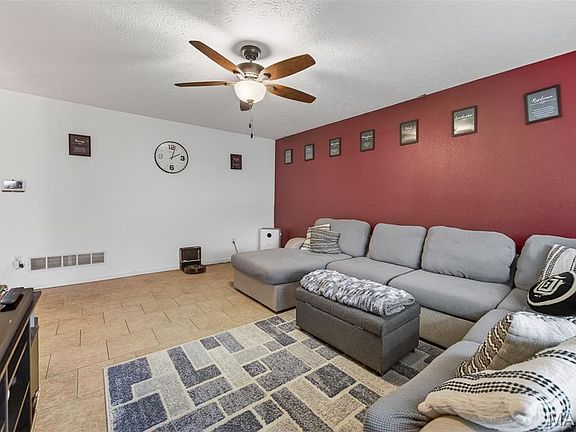 5th image of 14135 Hopi Ln