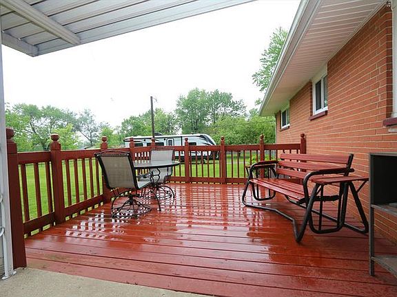 3rd image of 3765 Fern Dr