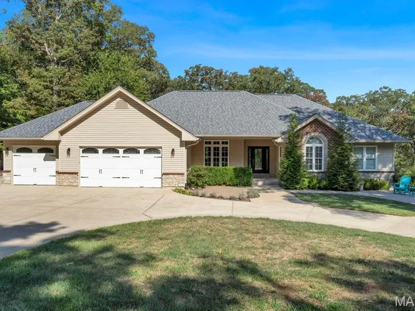 541 Woods Creek Dr, Foristell, MO 63348