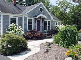 7627 Chagrin Rd, Chagrin Falls, OH 44023