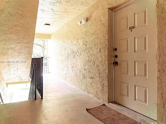 3rd image of 3083 N Oakland Forest Dr APT 206