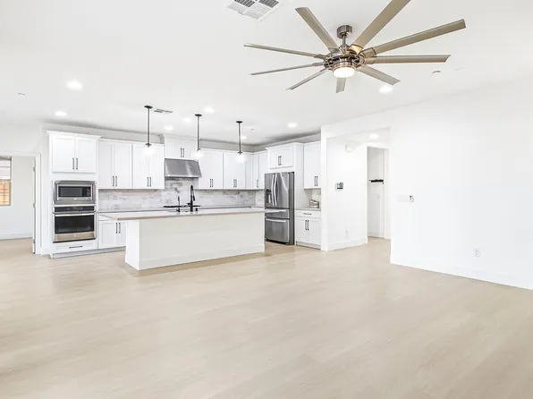 2182 Trivero St, Henderson, NV 89044
