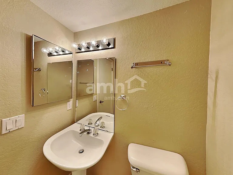 6760 W Alegria Dr — Photo 9
