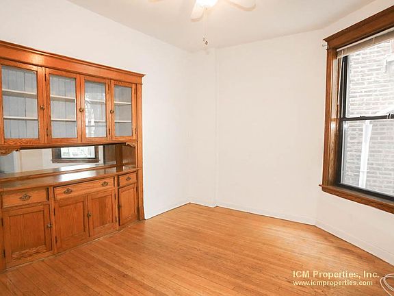 3rd image of 853 W Lill Ave