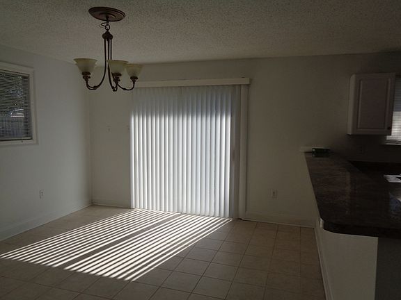 4th image of 2517 Taffy Dr