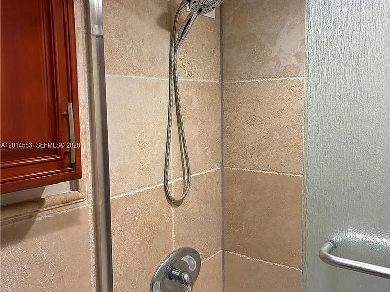2780 NE 183rd St #1 — Photo 7