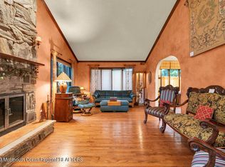 517 Hemlock Hill Dr, Toms River, NJ 08753
