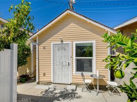 359 W Garfield Ave, Glendale, CA