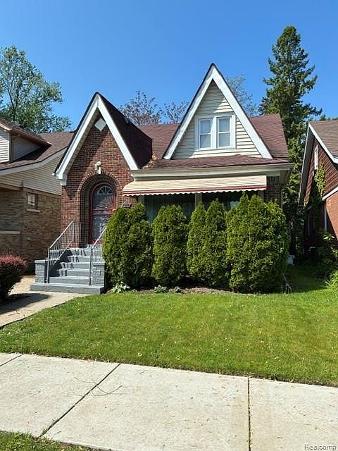 1st image of 269 Eastlawn St