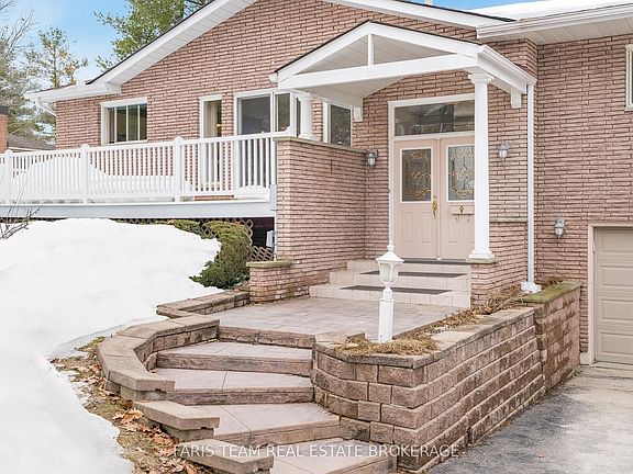 3rd image of 21 Pooles Rd