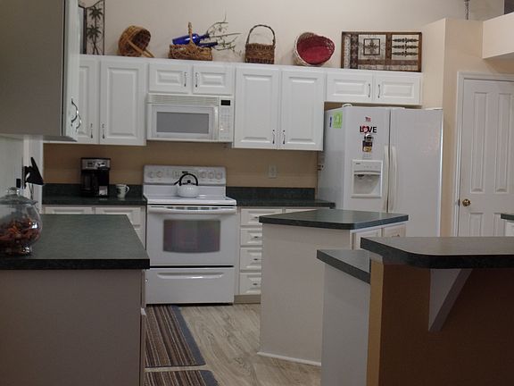 5th image of 7504 Anna Ave