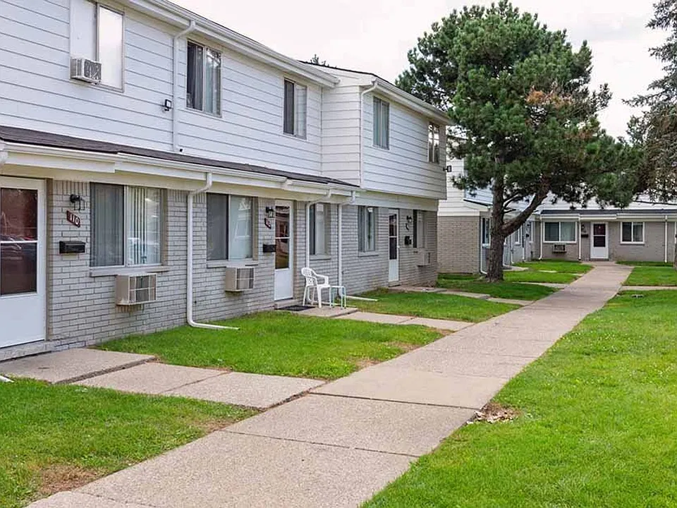 Grosvenor North Townhomes