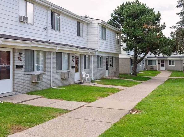 Grosvenor North Townhomes