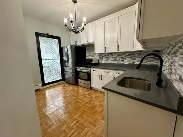 543 West Side Avenue image 1 of 7