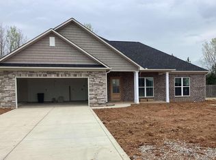 42 Canterbrook Dr, Trinity, AL 35673