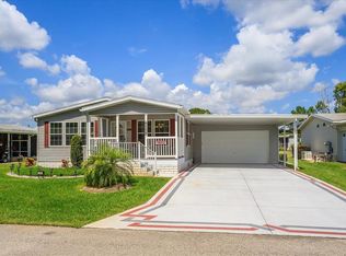 153 Sago Palm Dr, Leesburg, FL 34748
