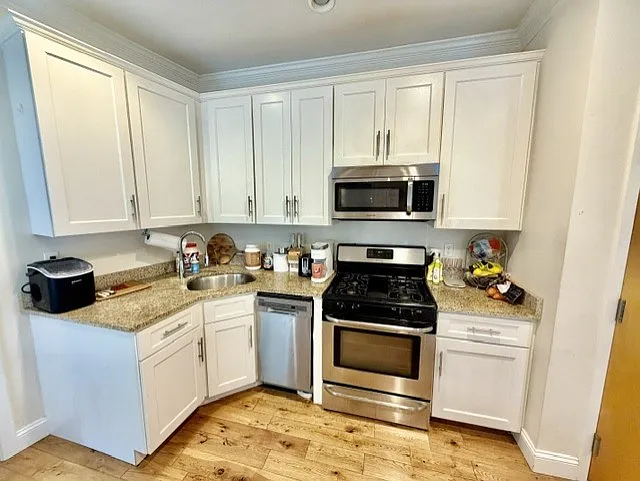 22 Moon St #2 — Photo 3