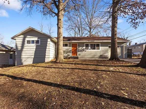 11413 Spring Valley Rd, Kansas City, MO 64134